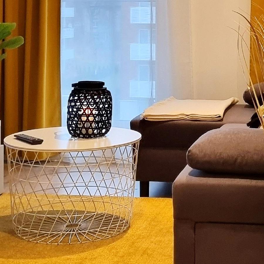 Apple Apartments - Wroblewskiego Prywatne Miejsce Parkingowe Lodz  Luaran gambar