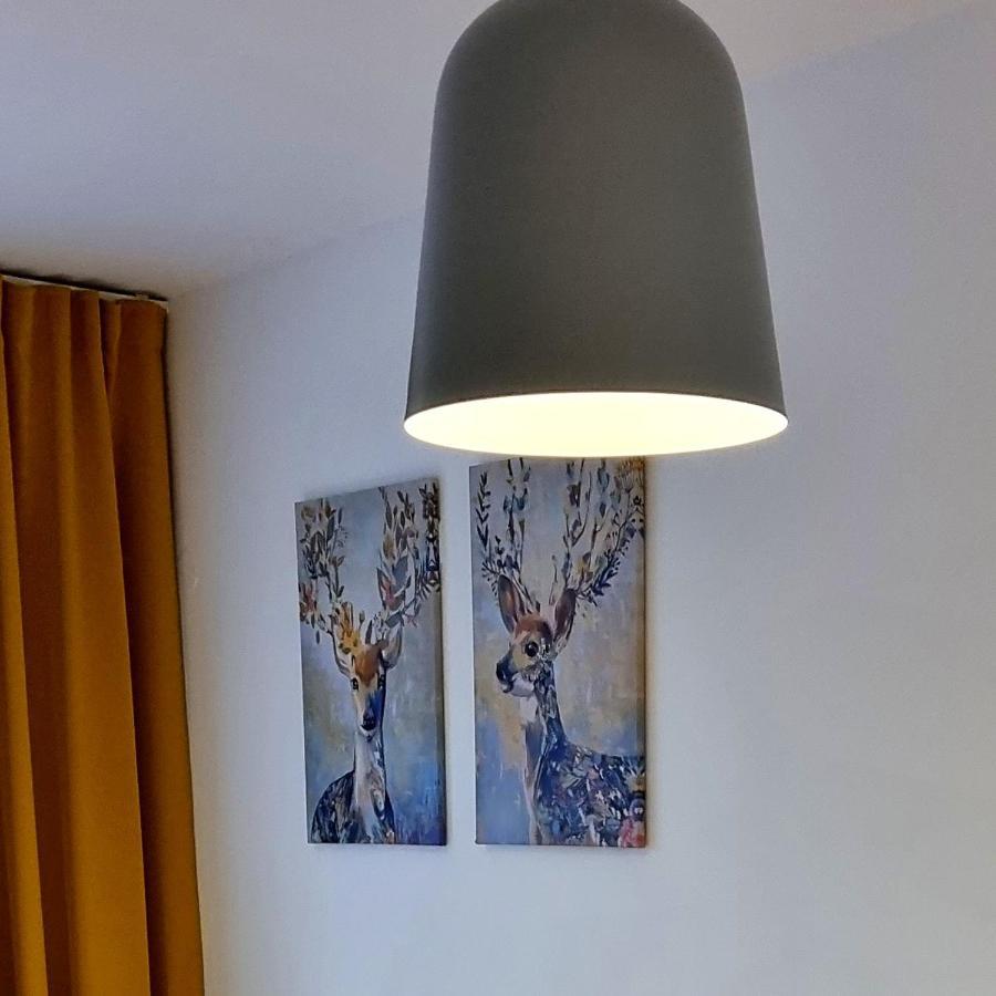 Apple Apartments - Wroblewskiego Prywatne Miejsce Parkingowe Lodz  Luaran gambar